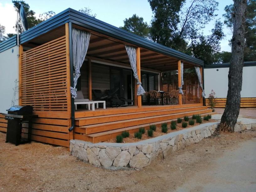 Mobile Home Anamari Biograd Na Moru Bagian luar foto