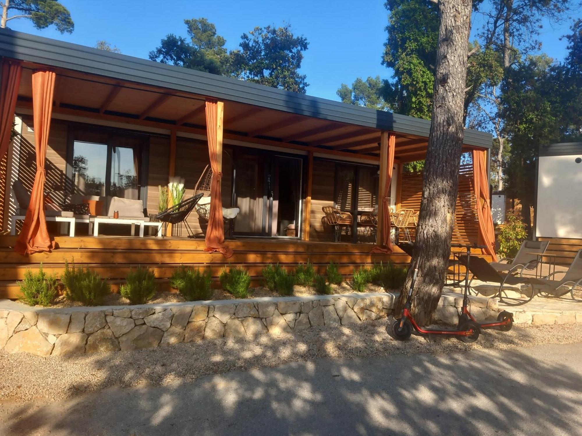 Mobile Home Anamari Biograd Na Moru Bagian luar foto